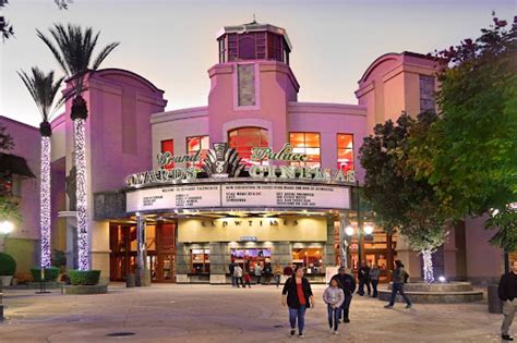 edwards valencia movie theater